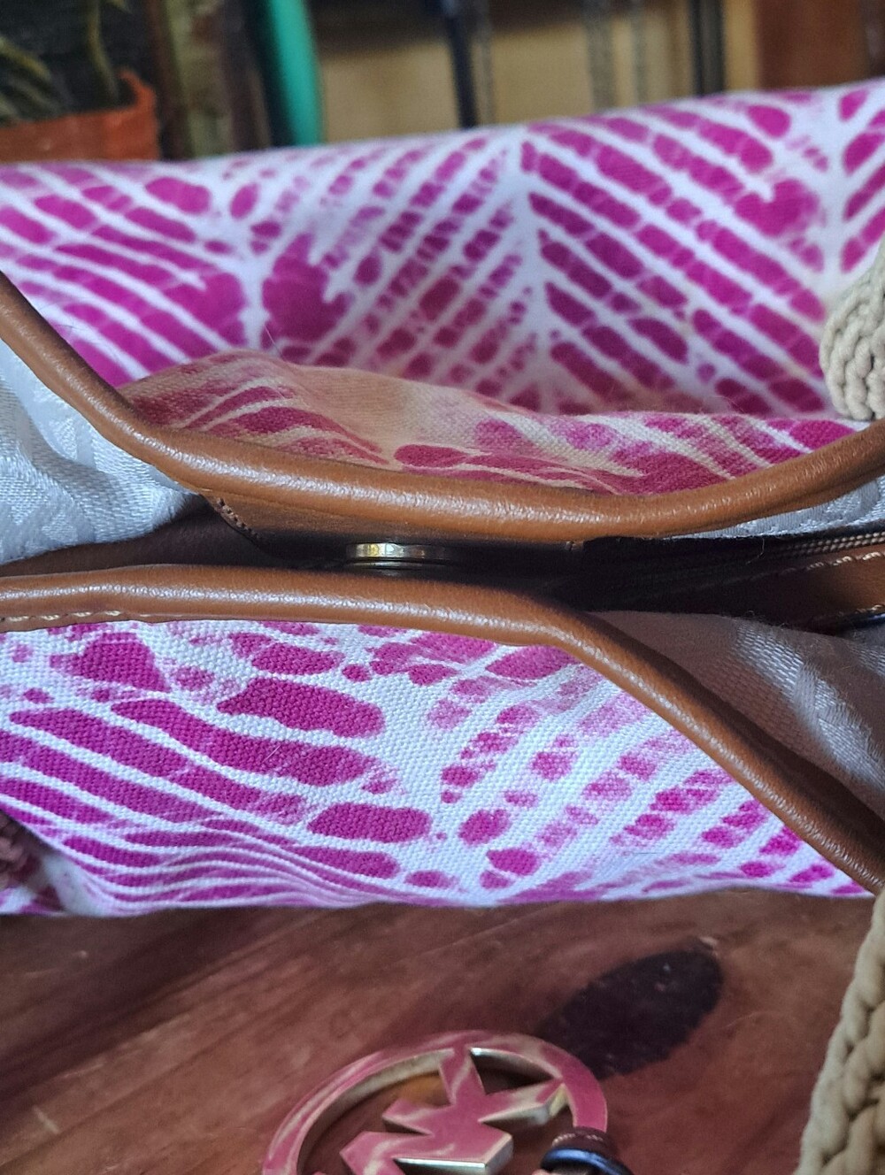 Michael Kors Marina Tote Cobweb Raspberry Pink White Canvas Tropical Tie Dye - Picture 11 of 13